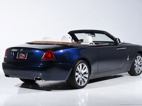 Used 2016 Rolls-Royce Dawn image 9