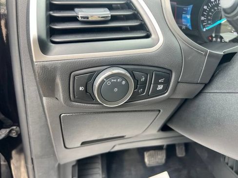 Certified 2024 Ford Edge SEL w/ Convenience Package AWD/4WD image 7