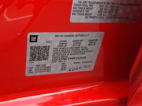 Used 2021 Chevrolet Silverado 2500 LT w/ Convenience Package image 17