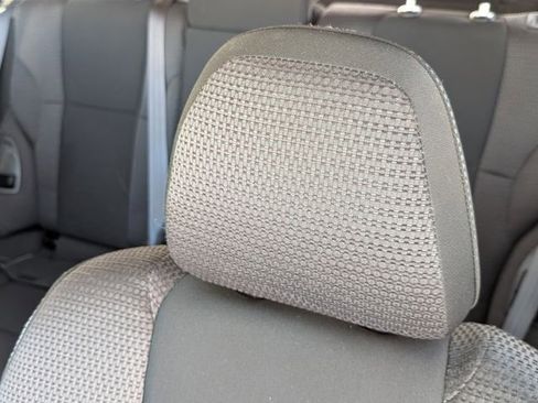 Used 2024 Subaru Outback Premium image 17