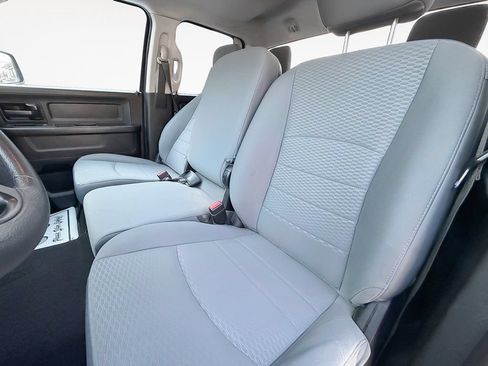 Used 2019 RAM 1500 Express AWD/4WD image 18