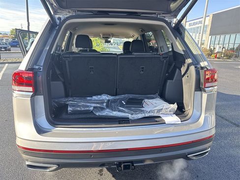 New 2026 Volkswagen Atlas SE image 45