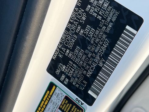 Used 2023 Kia EV6 Light image 30