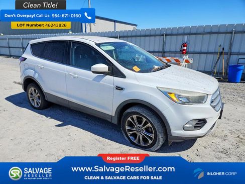 Used 2017 Ford Escape SE image 5