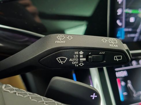 New 2026 Audi Q8 Premium Plus image 35