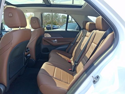 New 2026 Mercedes-Benz GLE 450 4MATIC image 6