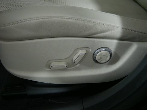 Used 2021 Genesis G80 2.5T AWD/4WD image 15
