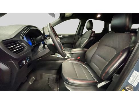 Used 2026 Ford Escape ST-Line w/ Tech Pack #1 AWD/4WD image 12