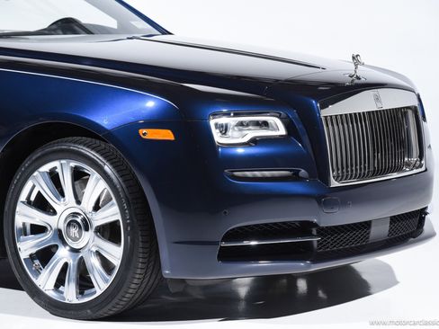 Used 2016 Rolls-Royce Dawn image 24