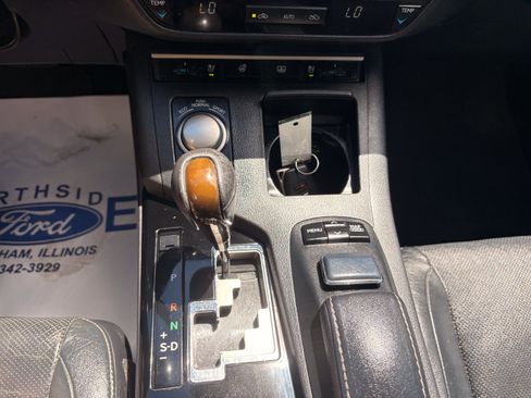 Used 2013 Lexus ES 350 w/ Luxury Pkg FWD image 12