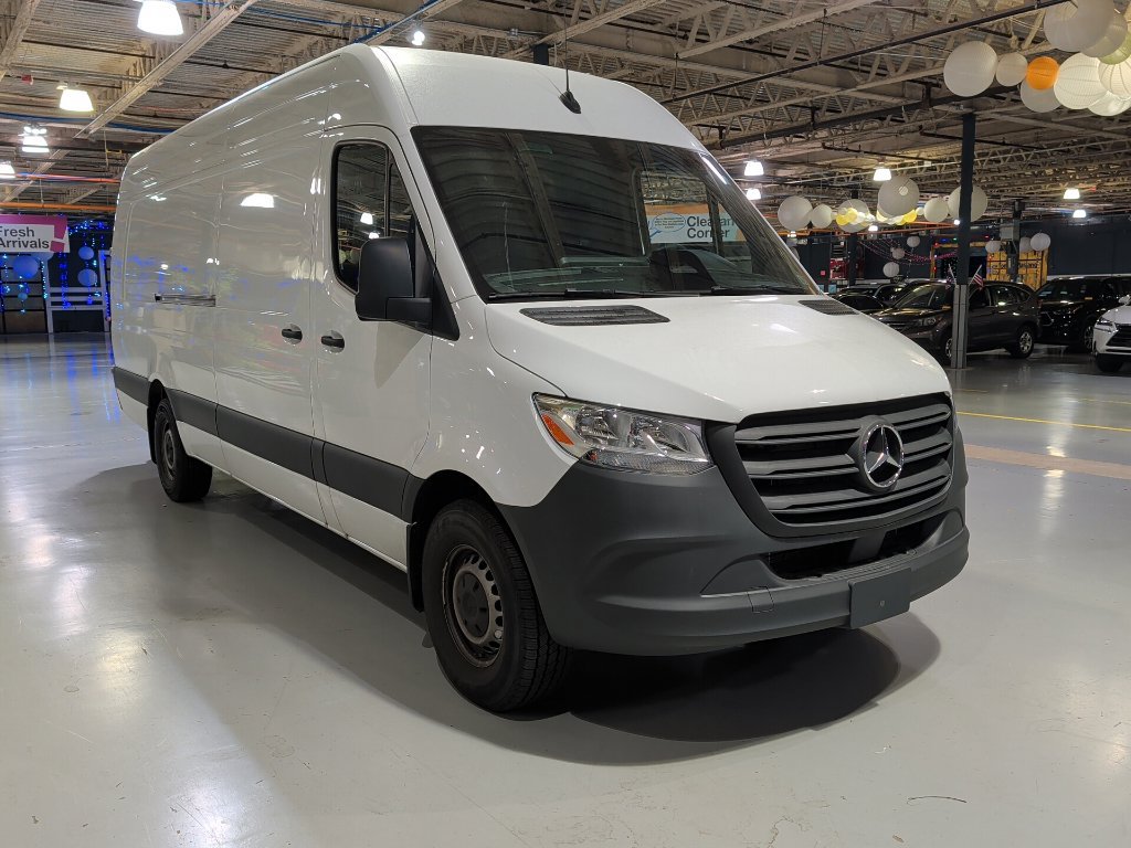Used 2026 Mercedes-Benz Sprinter 2500 image 5