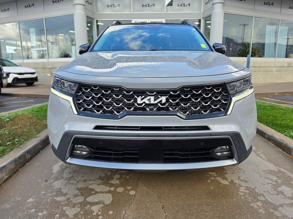 Certified 2023 Kia Sorento SX Prestige AWD/4WD image 2