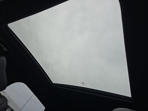 Used 2024 Ford Edge ST-Line image 30