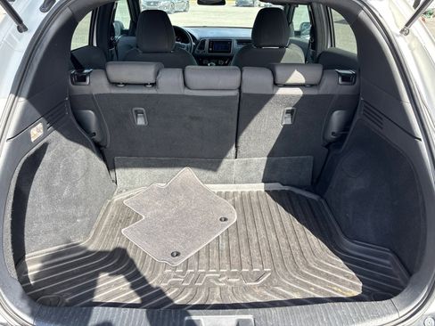 Used 2021 Honda HR-V Sport image 26