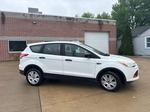 Used 2014 Ford Escape S FWD image 4