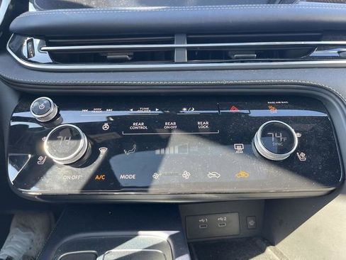 Certified 2026 INFINITI QX60 Sport w/ Dark Cargo Package AWD/4WD image 19