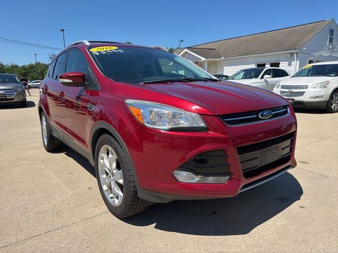 Used 2016 Ford Escape Titanium AWD/4WD image 2