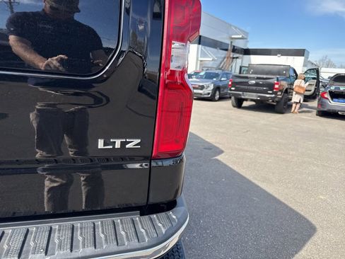 Used 2024 Chevrolet Silverado 1500 LTZ w/ LTZ Convenience Package II image 35