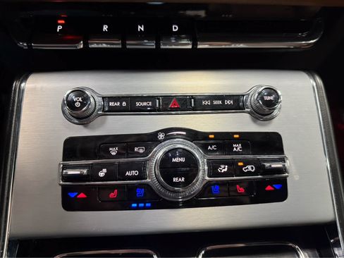 Used 2023 Lincoln Aviator Reserve w/ Equipment Group 201A AWD/4WD image 15