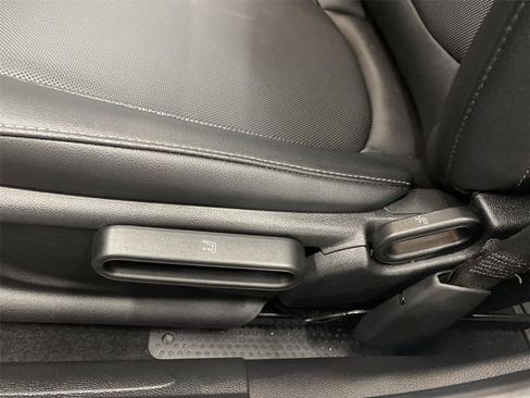Certified 2023 MINI Cooper 4-Door Hardtop FWD image 18