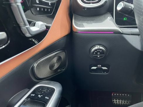 Certified 2025 Mercedes-Benz GLC 300 4MATIC image 40