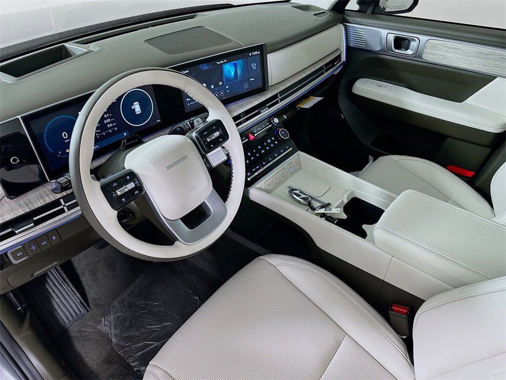 Used 2025 Hyundai Santa Fe Calligraphy AWD/4WD image 6