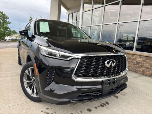 Used 2023 INFINITI QX60 Luxe w/ Cargo Package AWD/4WD image 2