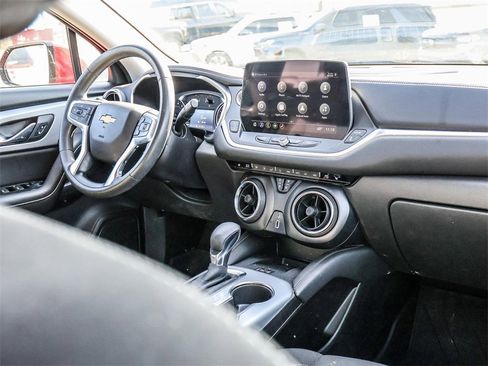 Used 2024 Chevrolet Blazer LT w/ Convenience Package image 21