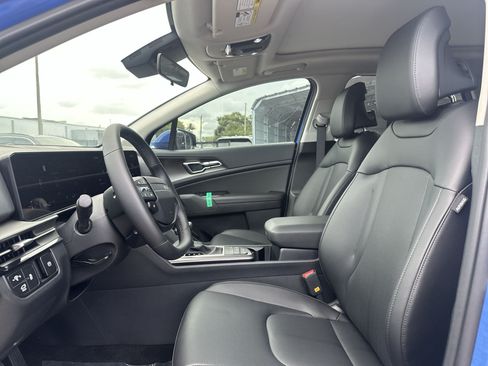 Used 2026 Kia Sportage SX FWD image 13