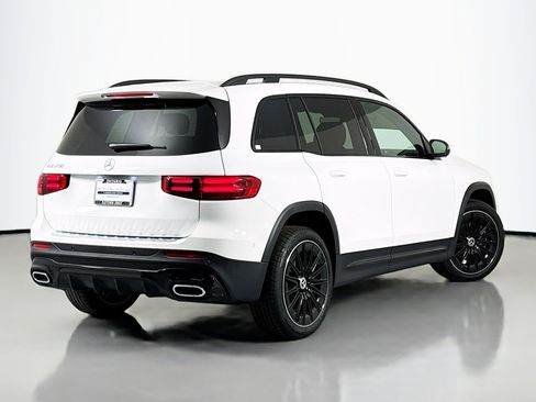 New 2026 Mercedes-Benz GLB 250 image 12