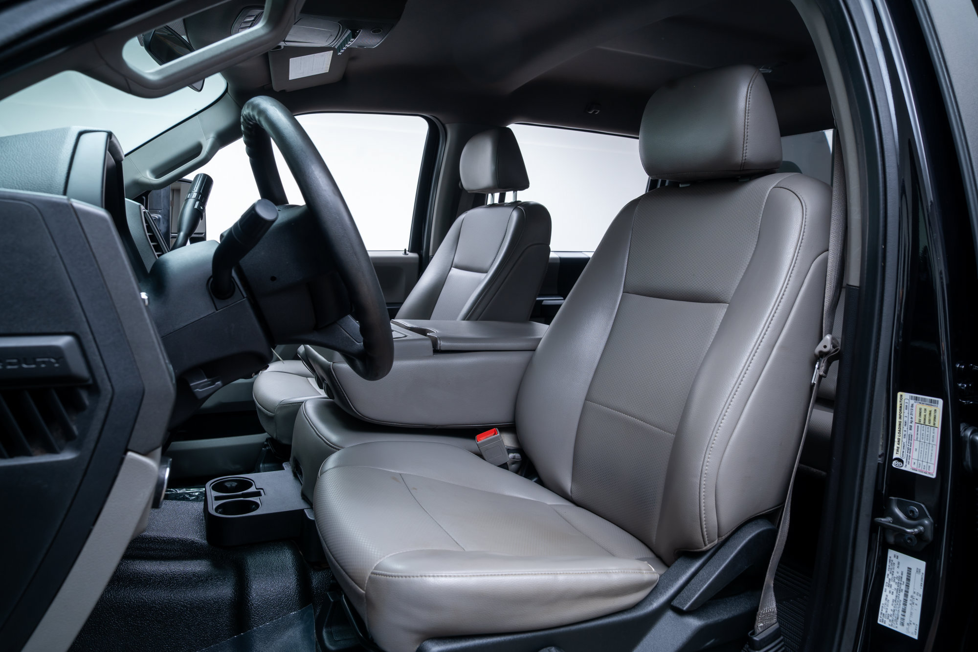 Used 2019 Ford F250 XL w/ STX Appearance Package AWD/4WD image 15