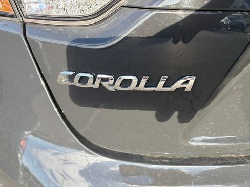 Used 2025 Toyota Corolla LE FWD image 19