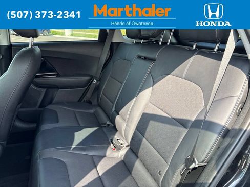 Used 2018 Kia Niro EX FWD image 13