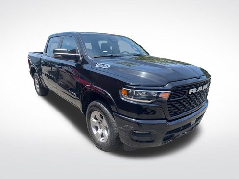 Used 2025 RAM 1500 Big Horn AWD/4WD image 9
