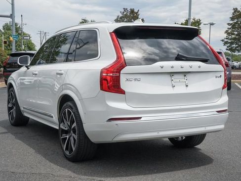 Certified 2023 Volvo XC90 B6 Plus AWD/4WD image 5