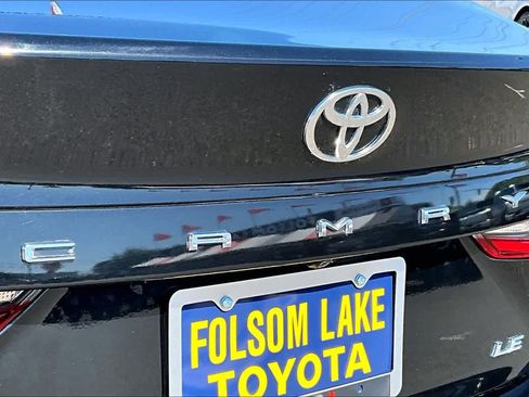 Used 2025 Toyota Camry LE FWD image 30