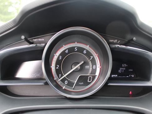 Used 2015 MAZDA MAZDA3 s Grand Touring image 23