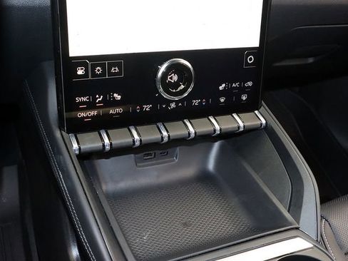 New 2026 GMC Terrain Elevation w/ Elevation Premium Package image 21