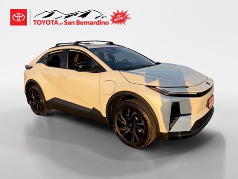 New 2026 Toyota C-HR AWD/4WD image 7