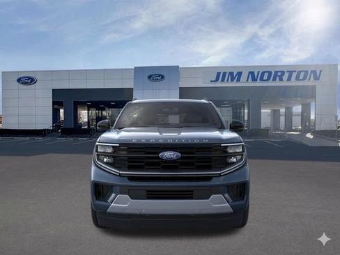 New 2026 Ford Expedition Max Platinum w/ Platinum Ultimate Package AWD/4WD image 8