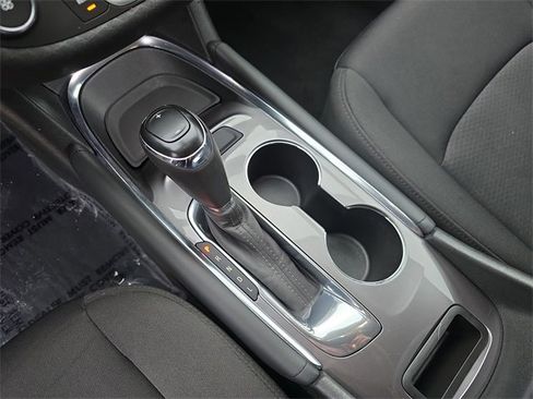 Used 2018 Chevrolet Malibu LT image 27