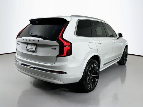 New 2026 Volvo XC90 B5 Core image 5