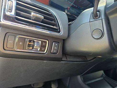 Used 2023 Lincoln Navigator L Reserve AWD/4WD image 21