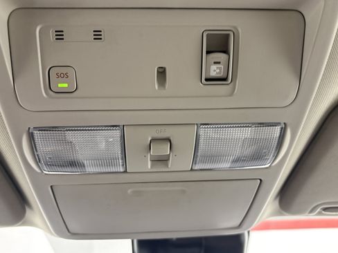 Used 2024 Nissan Titan SV w/ SV Convenience Package AWD/4WD image 29