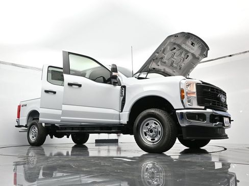 New 2026 Ford F250 XL w/ XL Chrome Package AWD/4WD image 52