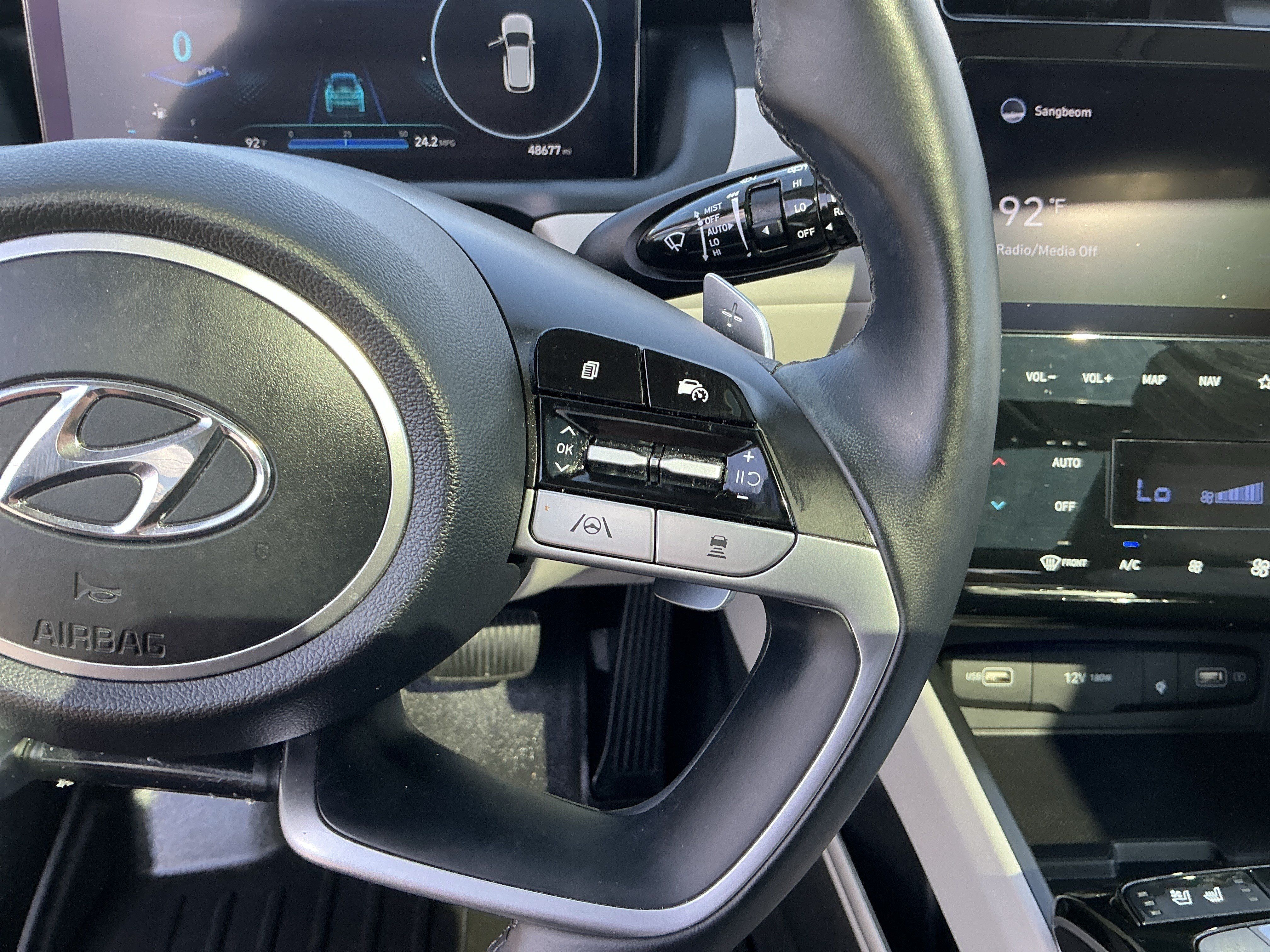 Used 2022 Hyundai Tucson Limited AWD/4WD image 18