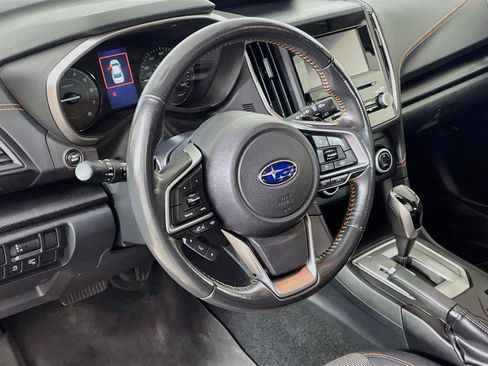 Used 2023 Subaru Crosstrek 2.0i Premium AWD/4WD image 19
