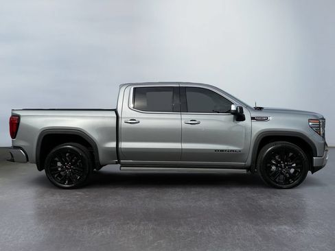 Used 2024 GMC Sierra 1500 Denali AWD/4WD image 2