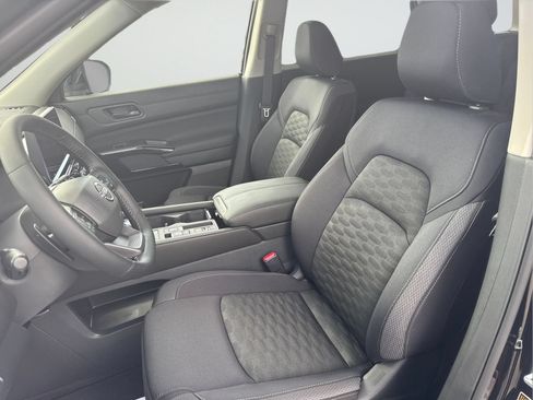 New 2026 Nissan Pathfinder SV FWD image 29