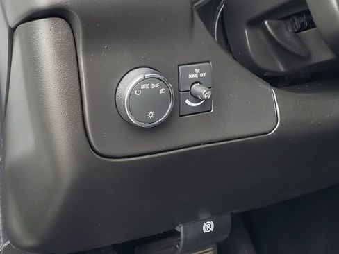 Used 2021 GMC Savana 2500 w/ Driver Convenience Package RWD image 9